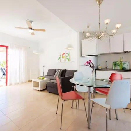 Charming In With Shared Pool Maspalomas