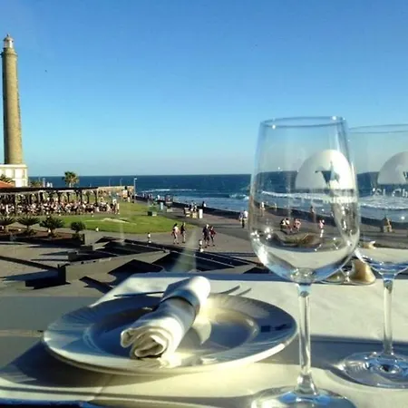 Charming In Maspalomas With Shared Pool *