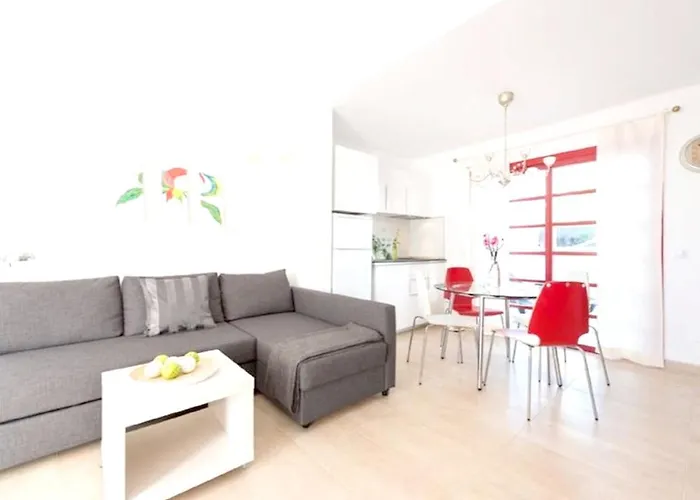 Charming In With Shared Pool Апартаменты Маспаломас